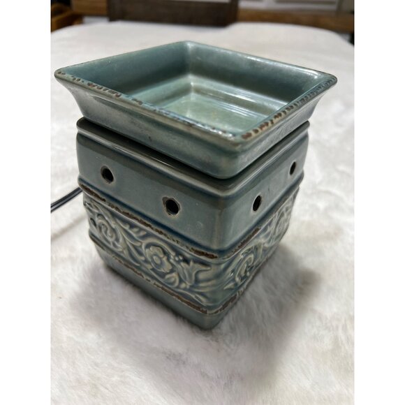 Scentsy Ceramic Electric Wax Warmer - Picture 2 of 8